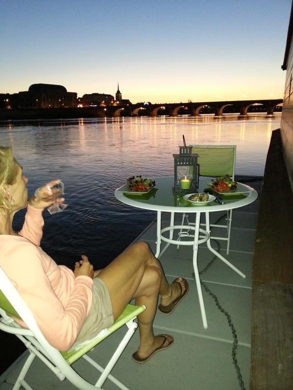 Different Holidays Saumur Εξωτερικό φωτογραφία